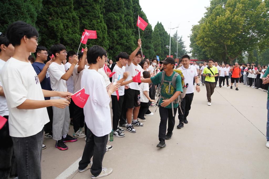 云南地质学院图片