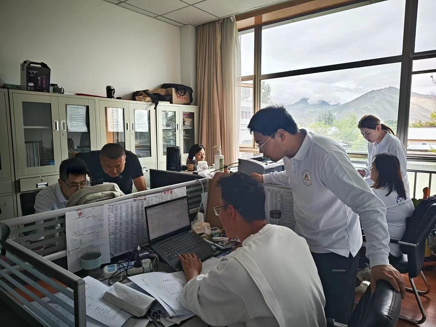 西藏地质地热大队技术交流学习照片.jpg